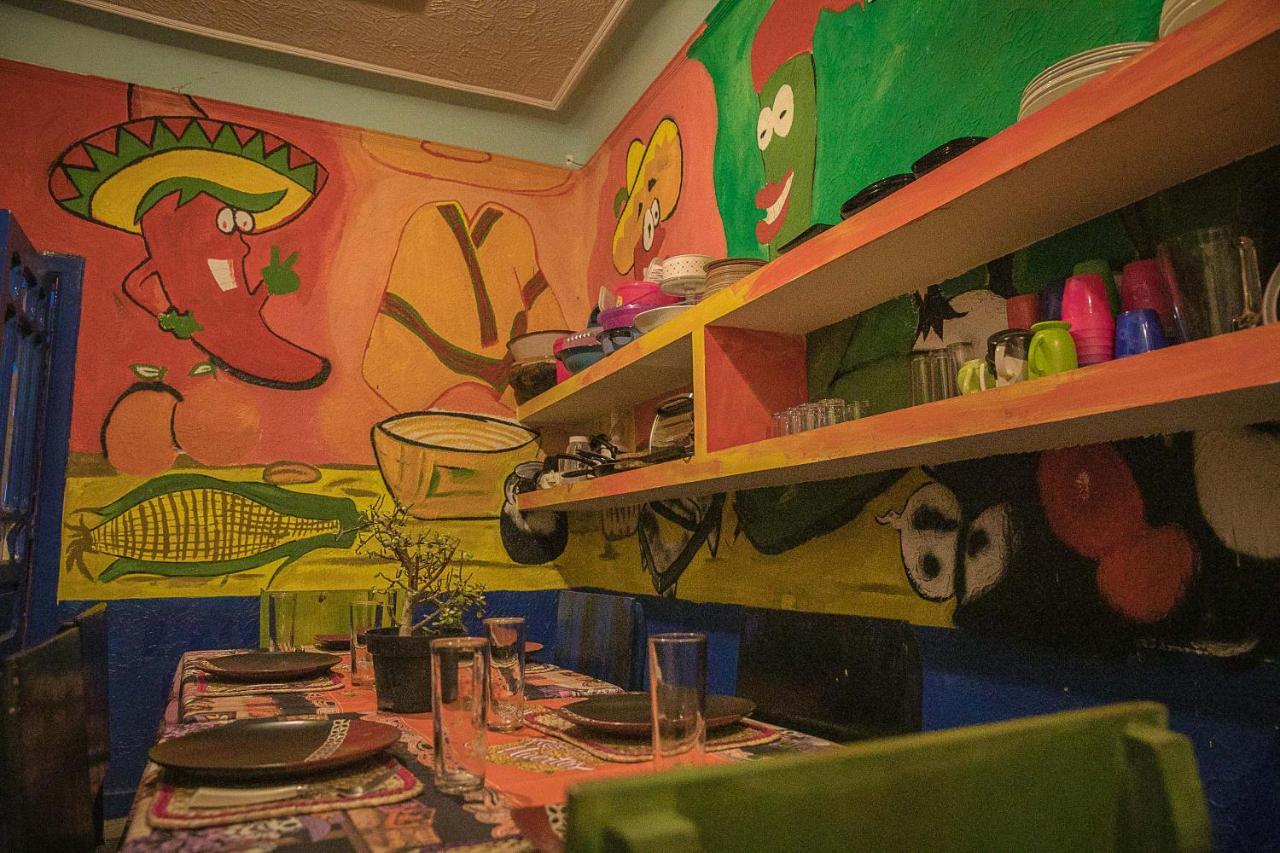 Hostal Chesal サン・ルイス・ポトシ エクステリア 写真